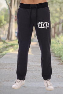 ����� ����