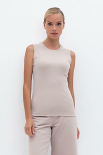 09.04  Very Neat ����� ��� ��� 3037/24/��������