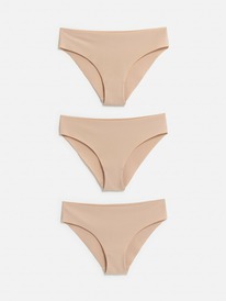 02.05  Infinity Lingerie ����� ������� � ������ �� 3 ��. Edison 31204122102 ����