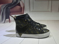 ������� ����  Gu*ess 1655��� 35 36 37 ������ � �������